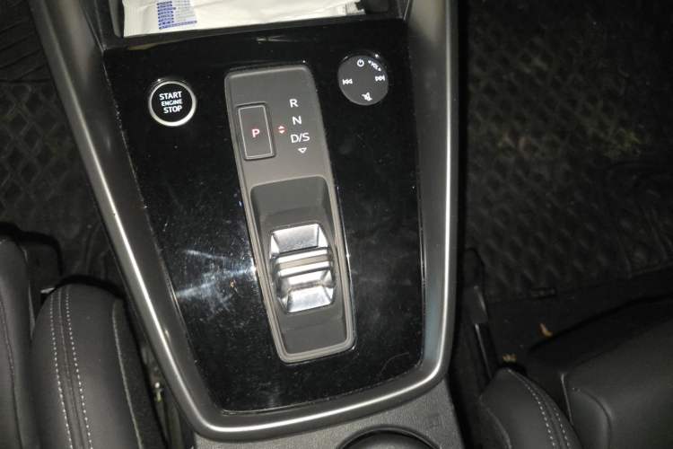 Used Audi A3 2021 A3L Limousine 35 TFSI Fashion Sport Model Gear Lever