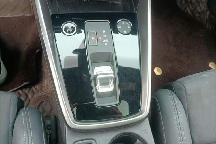 Used Audi A3 2021 Sportback 35 TFSI Luxury Sports Model Gear Lever