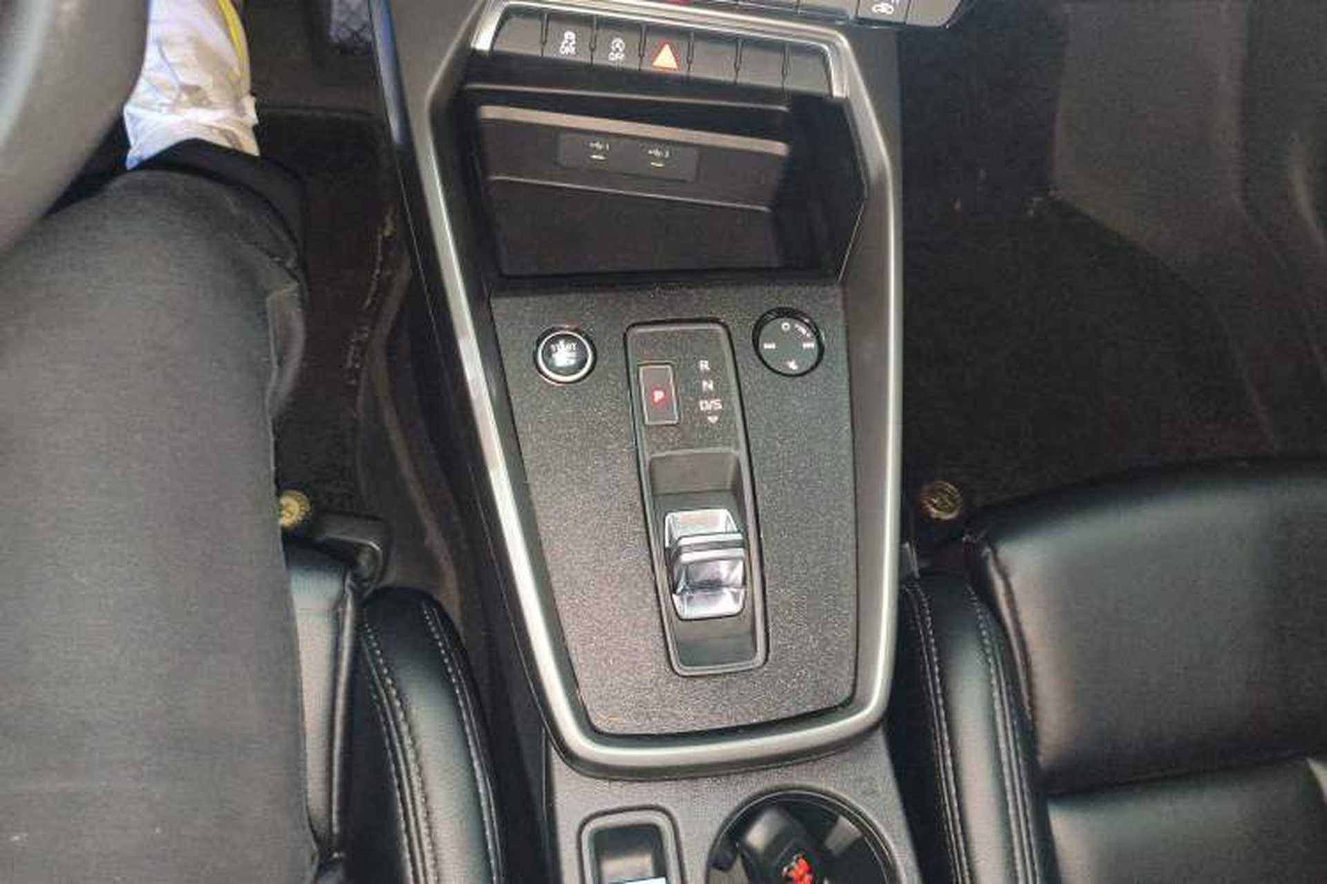 Used Audi A3 2021 A3L Limousine 35 TFSI Progressive Sport Edition Gear Lever