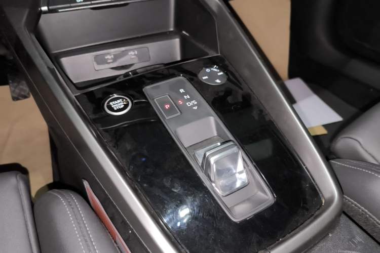 Used Audi A3 2021 A3L Limousine 35 TFSI Fashion Sport Model Gear Lever