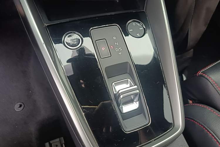 Used Audi A3 2021 A3L Limousine 35 TFSI Progressive Sport Edition Gear Lever