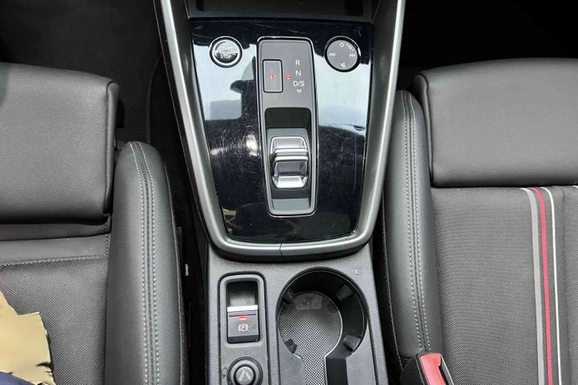Used Audi A3 2021 A3L Limousine 35 TFSI Fashion Sport Model Gear Lever