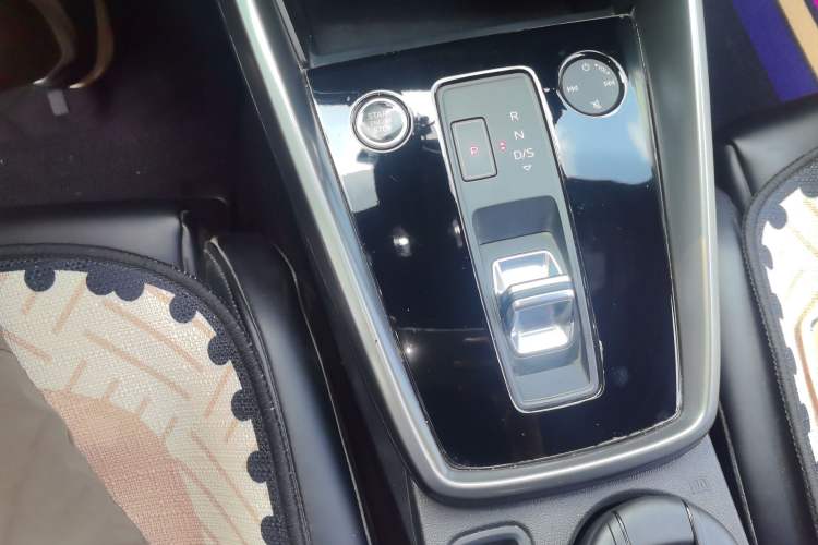 Used Audi A3 2021 Sportback 35 TFSI Advanced Sport Edition Gear Lever