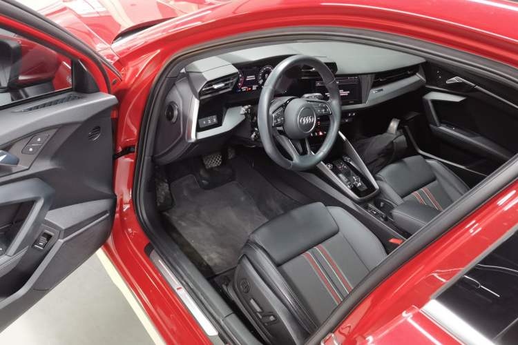 Used Audi A3 2021 Sportback 35 TFSI Fashionable Sports Model Interior 3