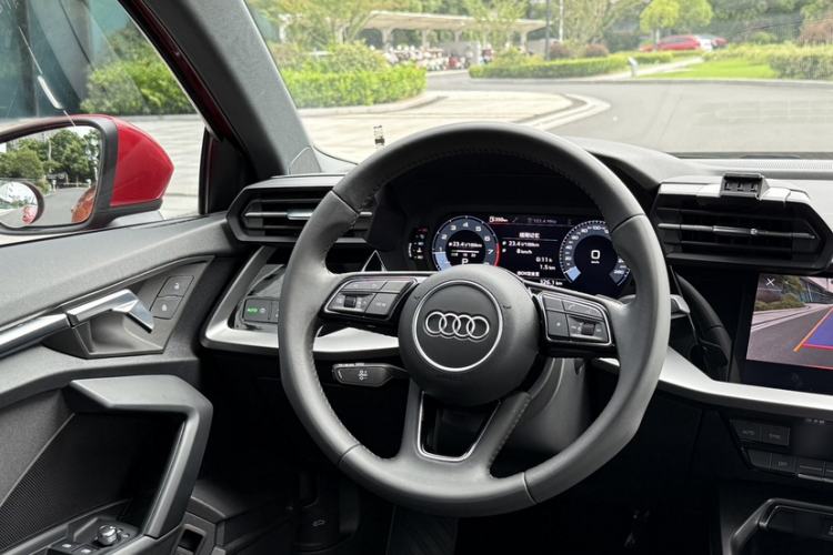 Used Audi A3 2021 Sportback 35 TFSI Advanced Sport Edition Interior 4