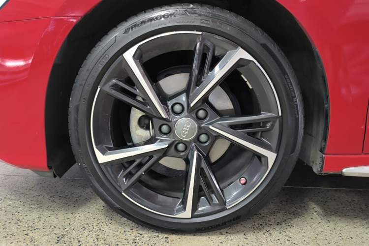Used Audi A3 2021 A3L Limousine 35 TFSI Progressive Sport Edition Left Front Wheel Hub