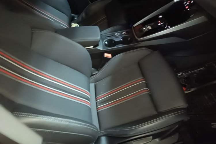 Used Audi A3 2021 Sportback 35 TFSI Fashionable Sports Model Right Front Seat