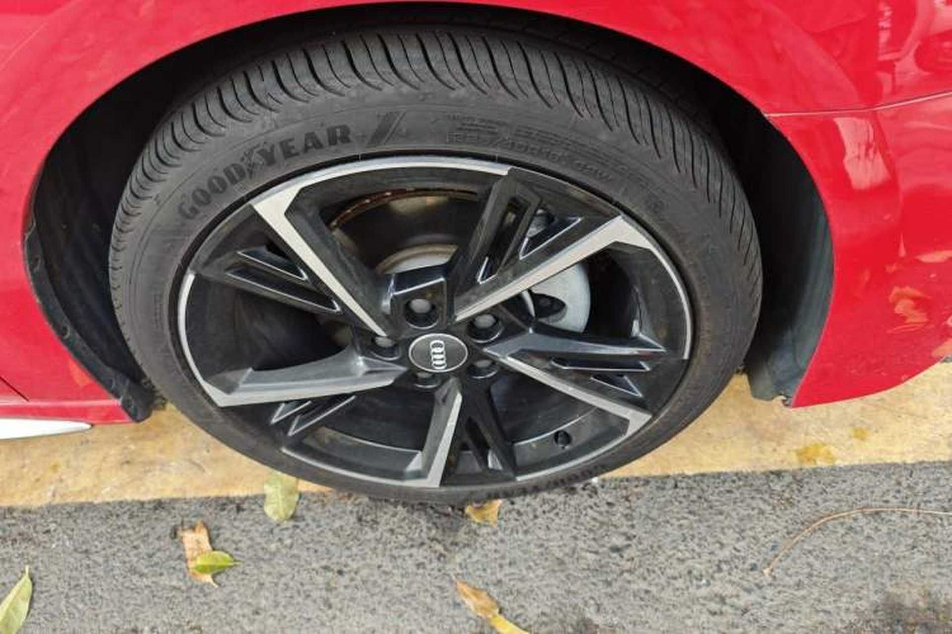 Used Audi A3 2021 Sportback 35 TFSI Fashionable Sports Model Right Front Wheel Hub