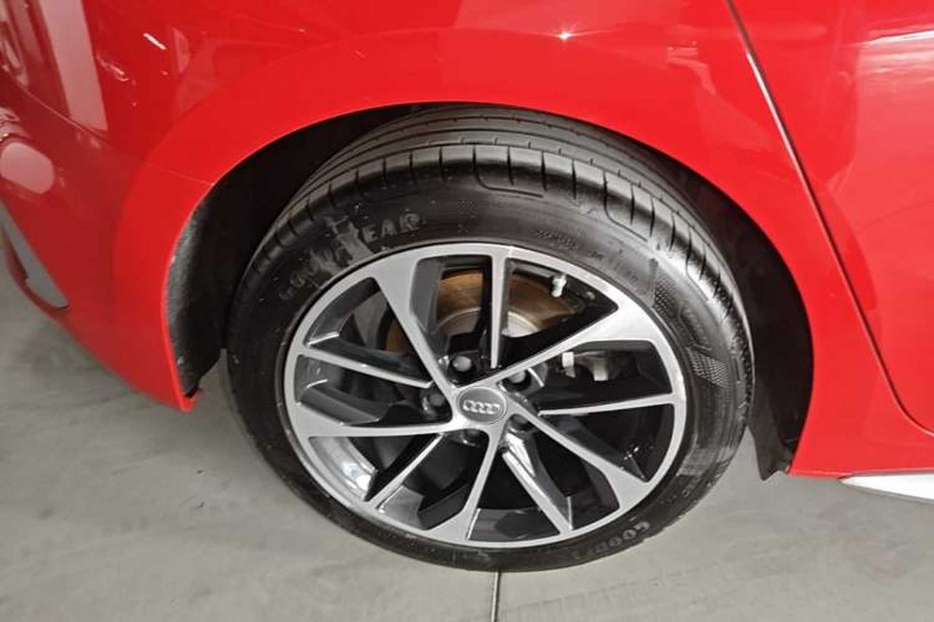 Used Audi A3 2021 Sportback 35 TFSI Advanced Sport Edition Right Rear Wheel Hub