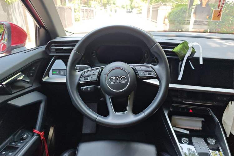 Used Audi A3 2021 Sportback 35 TFSI Advanced Sport Edition Steering Wheel