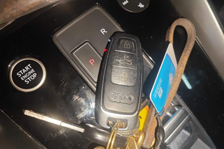 Used Audi A3 2021 Sportback 35 TFSI Ambition Style Edition Vehicle Key