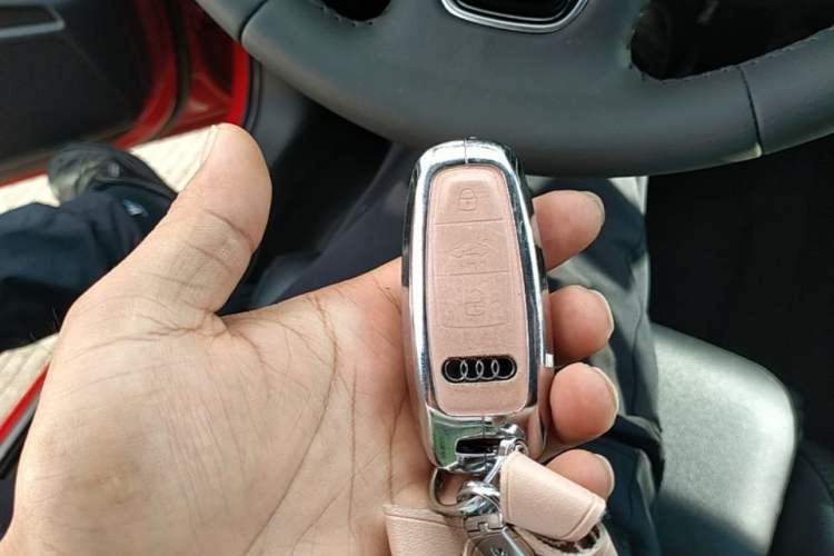 Used Audi A3 2021 Sportback 35 TFSI Advanced Sport Edition Vehicle Key