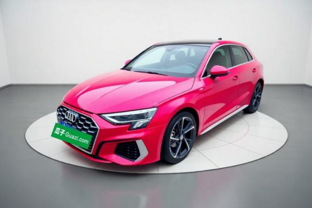 Ojetý Audi A3 2021 Sportback 35 TFSI Fashionable Sports Model