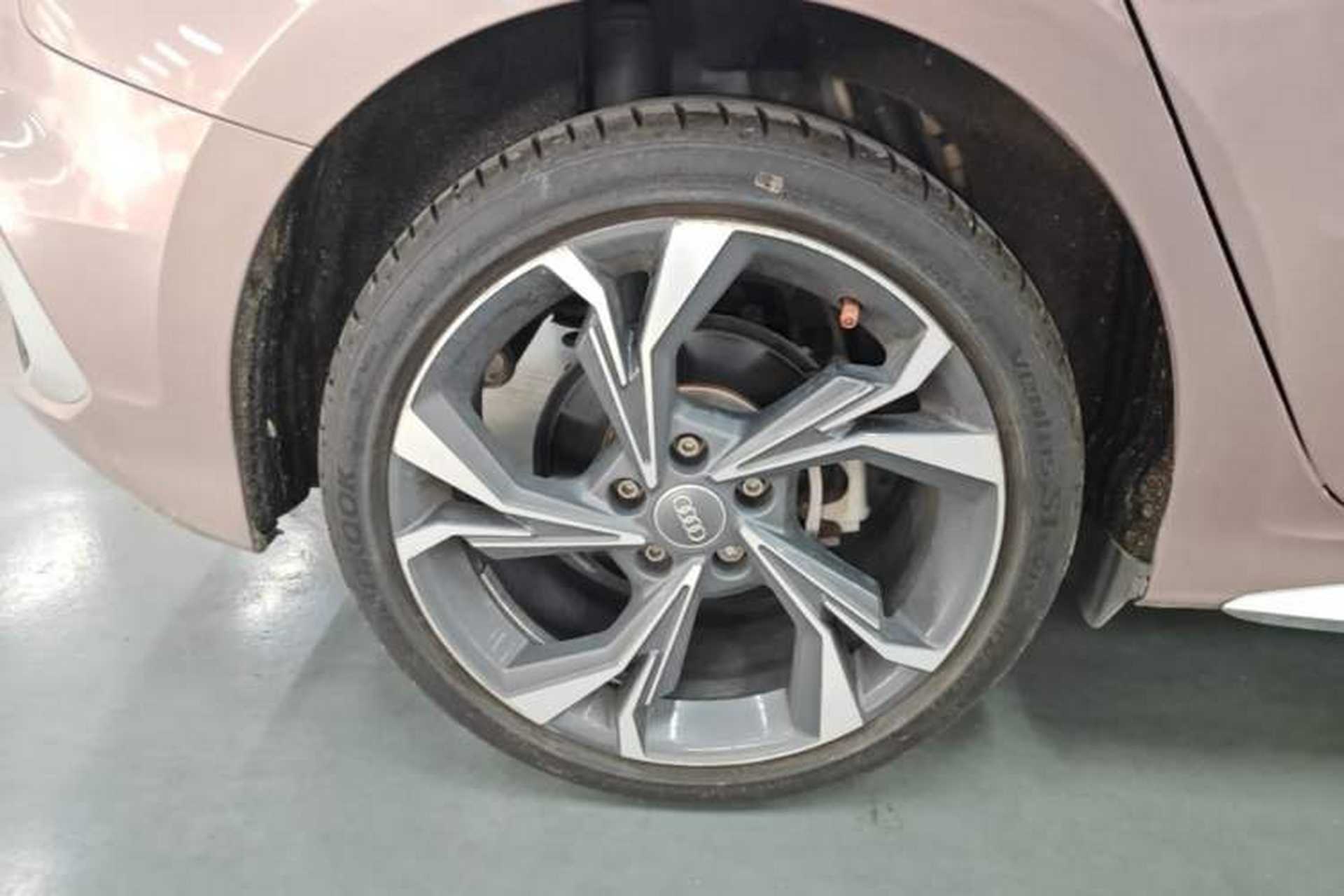 Used Audi A3 2021 Sportback 35 TFSI Luxury Sports Model Right Rear Wheel Hub