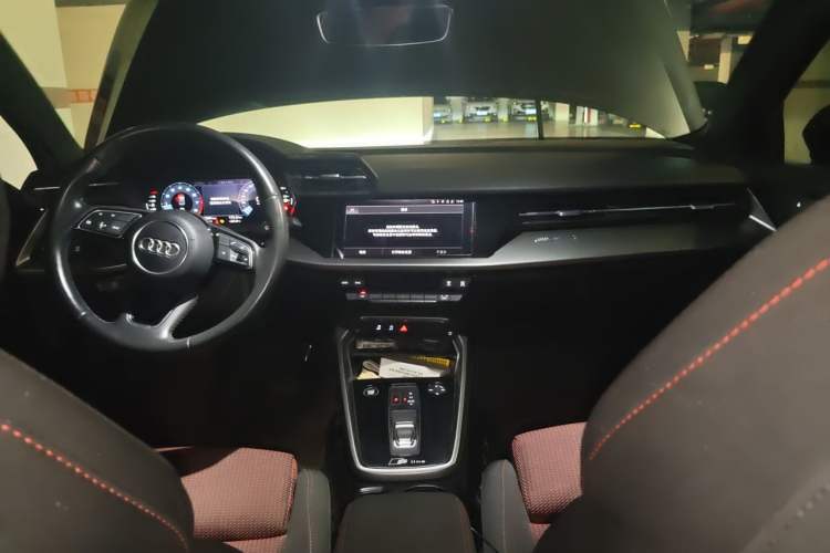 Used Audi A3 2021 A3L Limousine 35 TFSI Progressive Sport Edition Center Console
