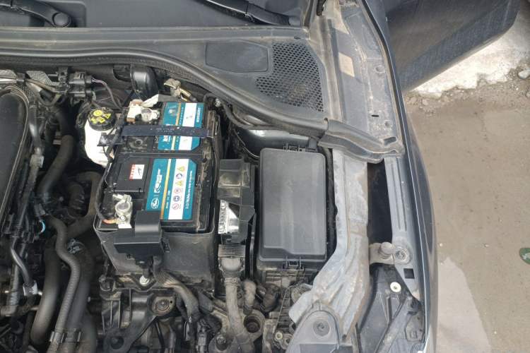 Used Audi A3 2021 Sportback 35 TFSI Luxury Sports Model Engine Bay Left
