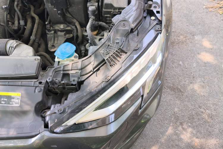 Used Audi A3 2021 Sportback 35 TFSI Advanced Sport Edition Engine Bay Left