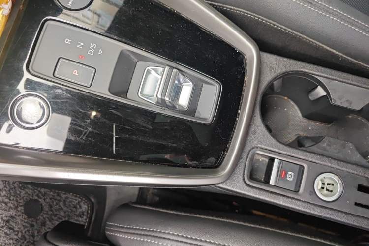 Used Audi A3 2021 Sportback 35 TFSI Fashionable Sports Model Gear Lever