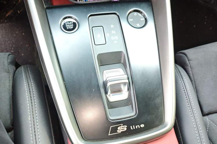Used Audi A3 2021 A3L Limousine 35 TFSI Luxury Sport Edition Gear Lever