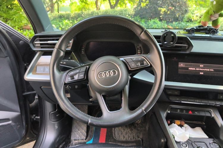 Used Audi A3 2021 Sportback 35 TFSI Advanced Sport Edition Steering Wheel