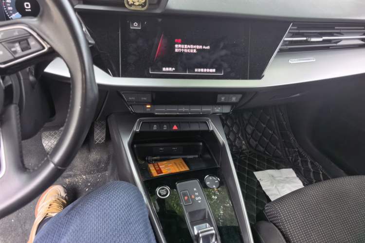 Used Audi A3 2021 A3L Limousine 35 TFSI Progressive Sport Edition Audio And AC Panel