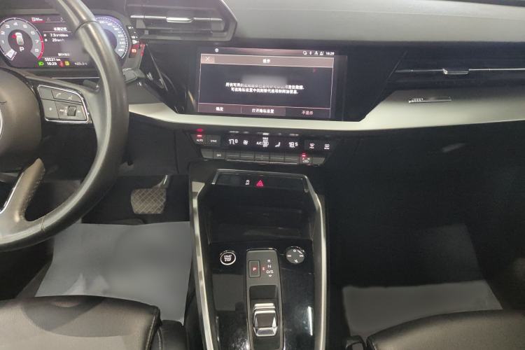 Used Audi A3 2021 Sportback 35 TFSI Advanced Sport Edition Audio And AC Panel