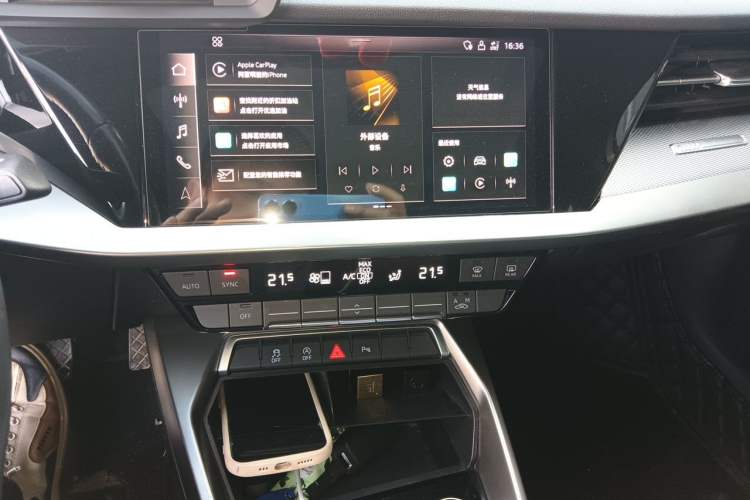 Used Audi A3 2021 Sportback 35 TFSI Fashionable Sports Model Audio And AC Panel