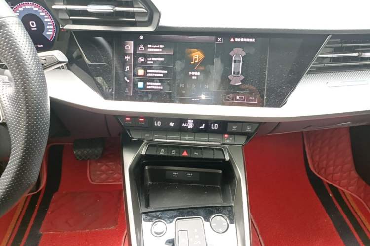 Used Audi A3 2021 A3L Limousine 35 TFSI Fashionable and Elegant Model Audio And AC Panel
