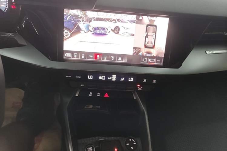Used Audi A3 2021 Sportback 35 TFSI Advanced Sport Edition Audio And AC Panel