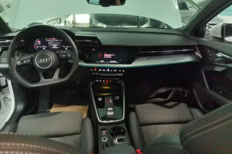 Used Audi A3 2021 A3L Limousine 35 TFSI Luxury Sport Edition Audio And AC Panel