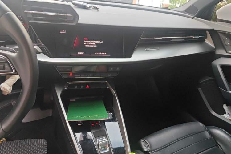 Used Audi A3 2021 A3L Limousine 35 TFSI Progressive Sport Edition Audio And AC Panel