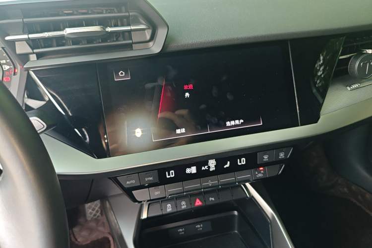 Used Audi A3 2021 A3L Limousine 35 TFSI Fashionable and Elegant Model Audio And AC Panel