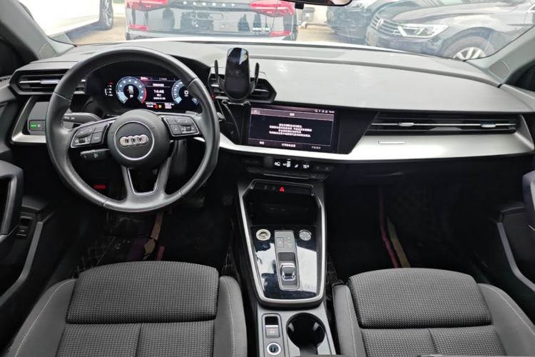 Used Audi A3 2021 Sportback 35 TFSI Advanced Sport Edition Center Console