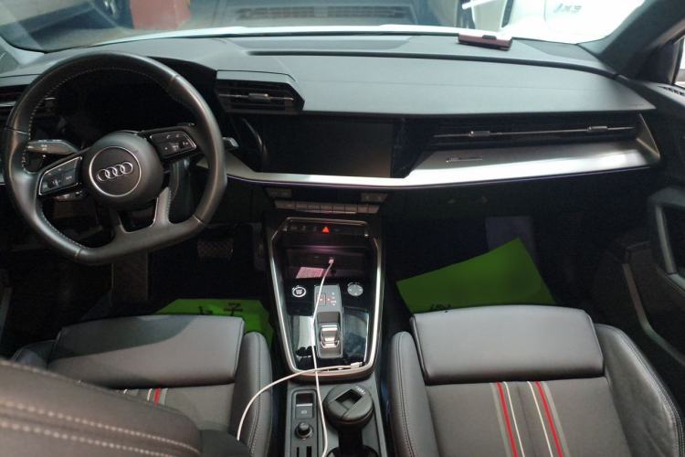 Used Audi A3 2021 A3L Limousine 35 TFSI Enjoy Life Edition Center Console