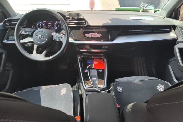 Used Audi A3 2021 A3L Limousine 35 TFSI Progressive Sport Edition Center Console