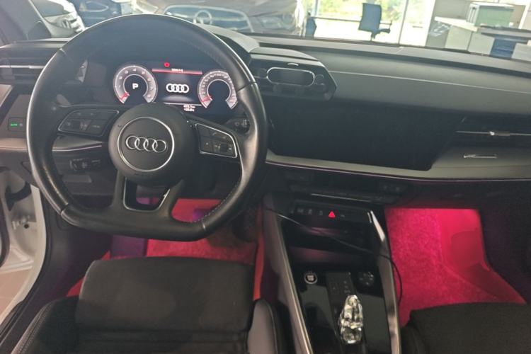Used Audi A3 2021 A3L Limousine 35 TFSI Luxury Sport Edition Center Console