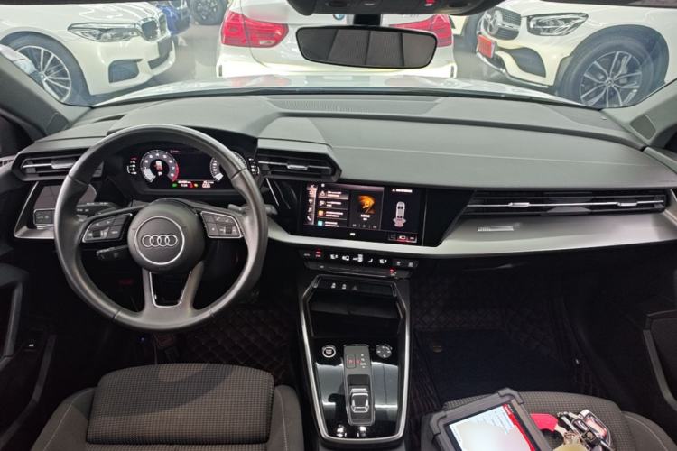 Used Audi A3 2021 A3L Limousine 35 TFSI Progressive Sport Edition Center Console