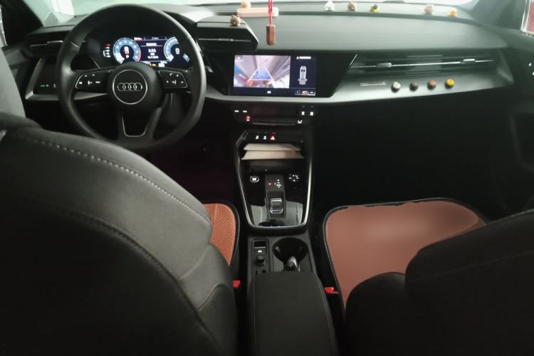 Used Audi A3 2021 Sportback 35 TFSI Advanced Sport Edition Center Console