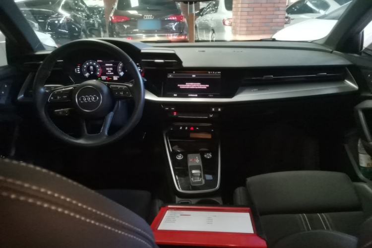 Used Audi A3 2021 Sportback 35 TFSI Fashionable Sports Model Center Console