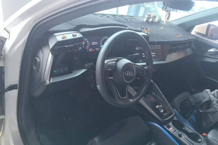 Used Audi A3 2021 A3L Limousine 35 TFSI Ambition Style Edition Center Console