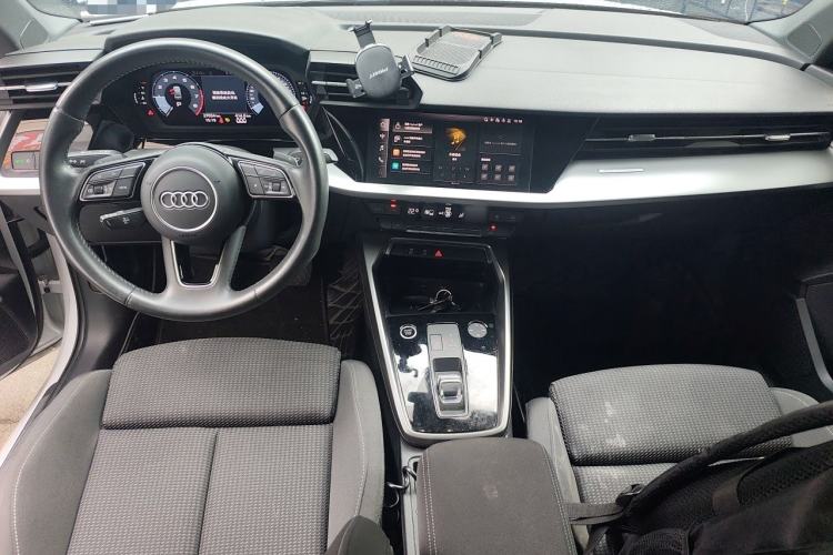 Used Audi A3 2021 A3L Limousine 35 TFSI Progressive Sport Edition Center Console