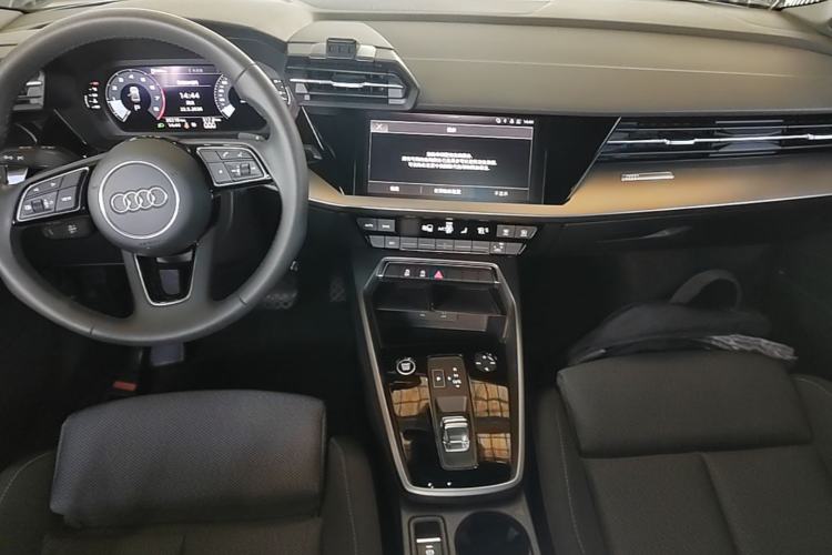 Used Audi A3 2021 A3L Limousine 35 TFSI Ambition Style Edition Center Console