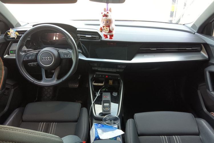 Used Audi A3 2021 Sportback 35 TFSI Fashionable Sports Model Center Console