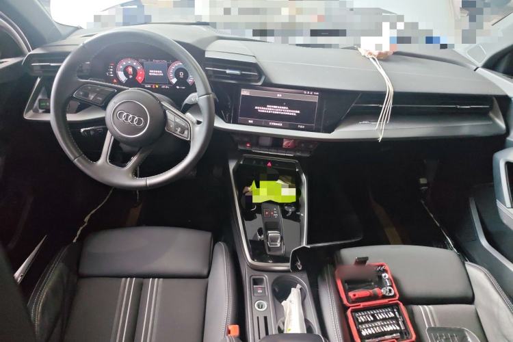 Used Audi A3 2021 Sportback 35 TFSI Fashionable Sports Model Center Console