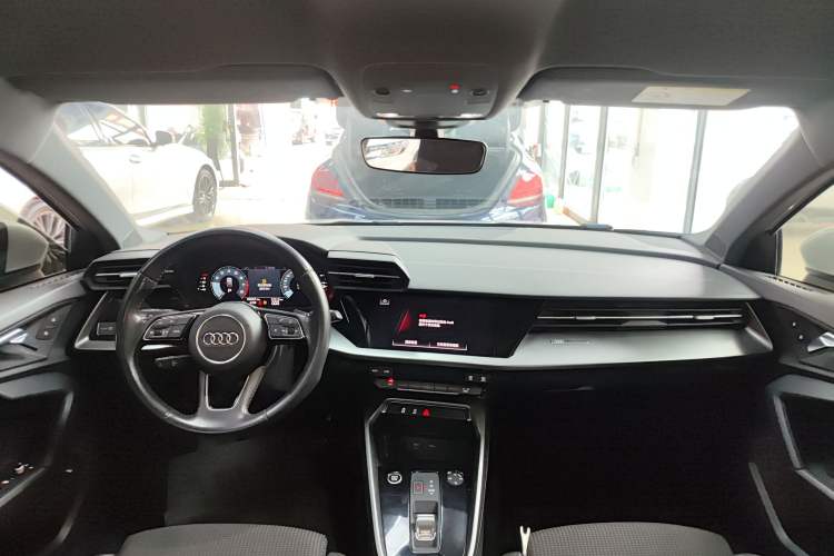 Used Audi A3 2021 Sportback 35 TFSI Advanced Sport Edition Center Console