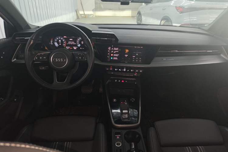Used Audi A3 2021 A3L Limousine 35 TFSI Fashion Sport Model Center Console