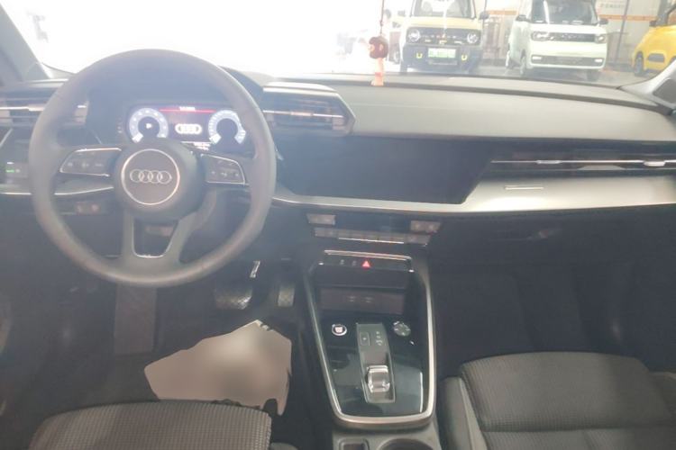 Used Audi A3 2021 A3L Limousine 35 TFSI Progressive Sport Edition Center Console