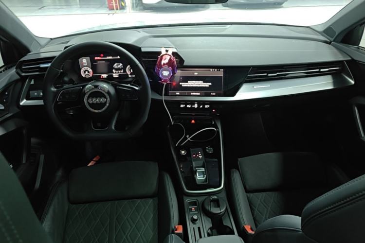 Used Audi A3 2021 A3L Limousine 35 TFSI Luxury Sport Edition Center Console