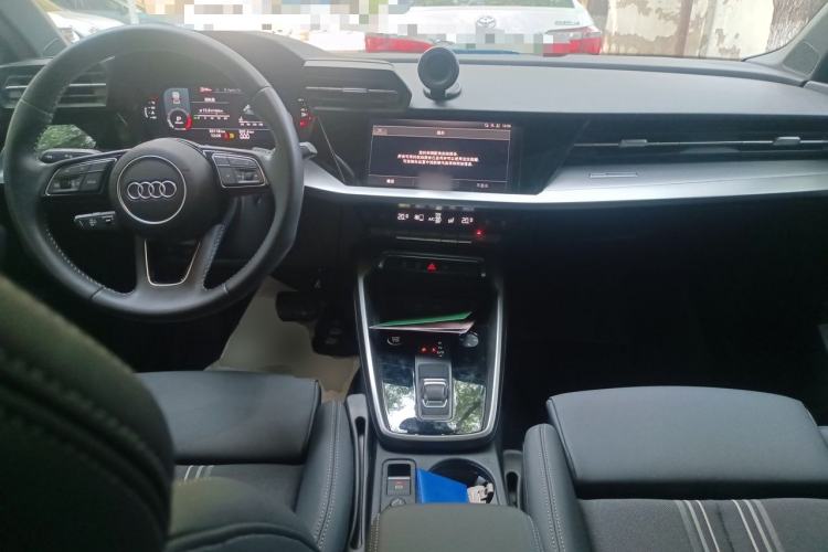 Used Audi A3 2021 A3L Limousine 35 TFSI Fashion Sport Model Center Console