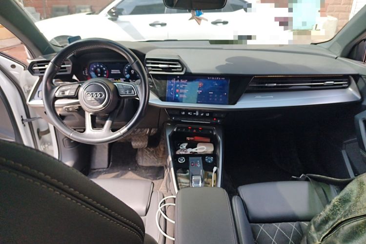 Used Audi A3 2021 Sportback 35 TFSI Fashionable Sports Model Center Console